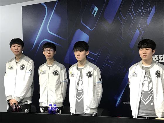 耳目一新 耳目一新